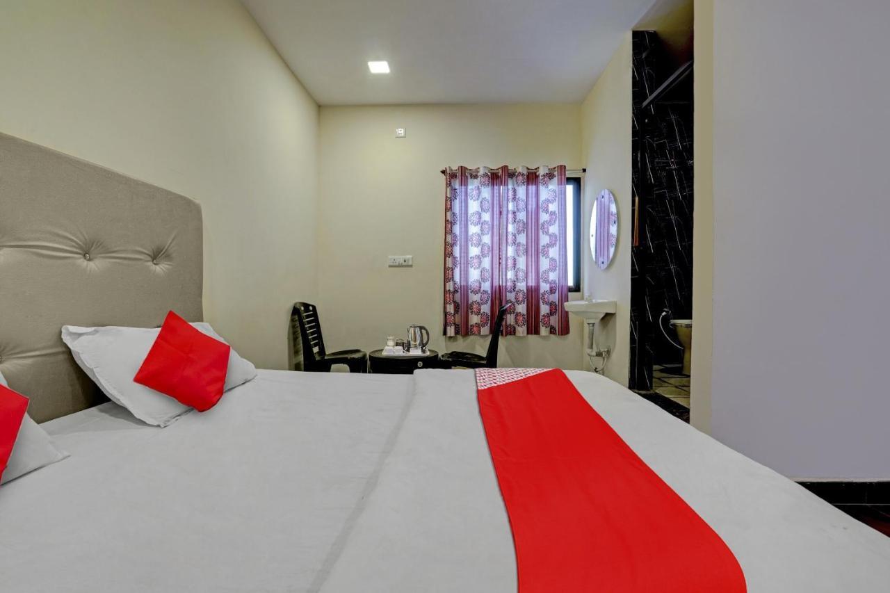 Oyo Flagship The Chirag Resort Bhandāra Exterior foto