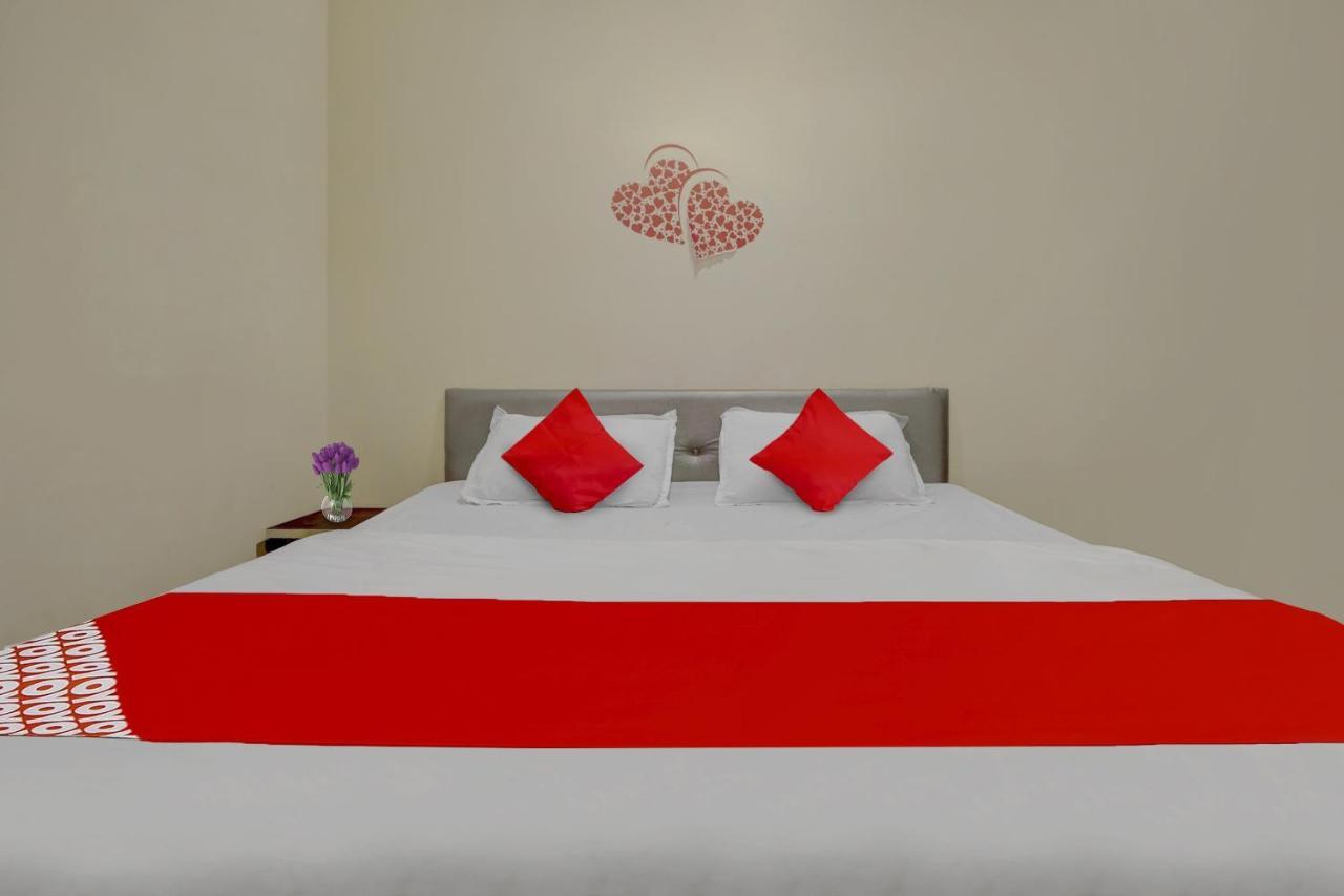 Oyo Flagship The Chirag Resort Bhandāra Exterior foto