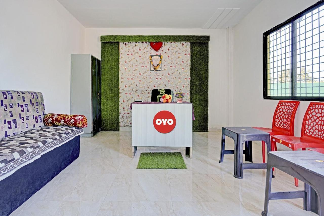 Oyo Flagship The Chirag Resort Bhandāra Exterior foto